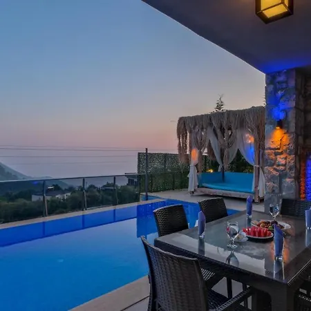 Villa Targaryen